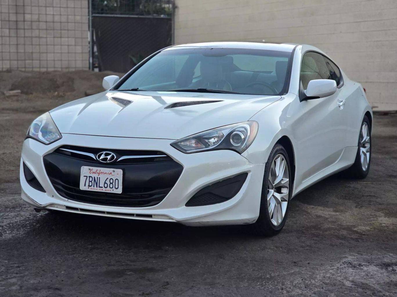 HYUNDAI GENESIS COUPE 2013 KMHHT6KD8DU104372 image